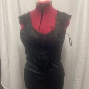 Elegant Black Lace Women's gown